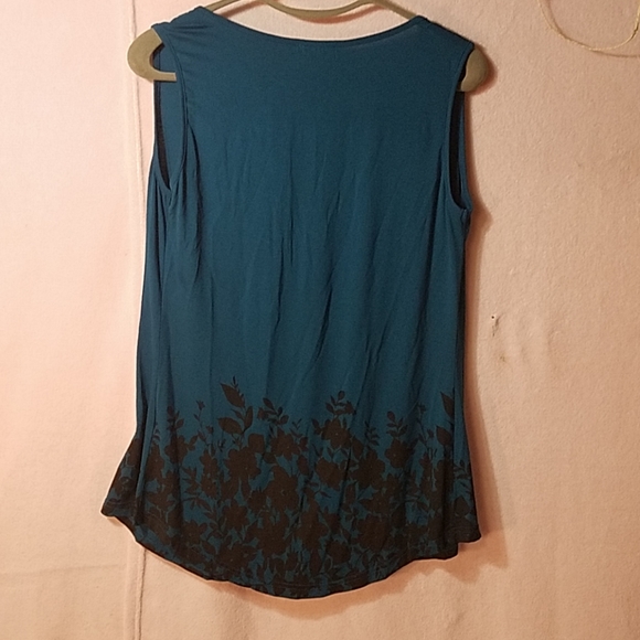 Tank top - Picture 2 of 4